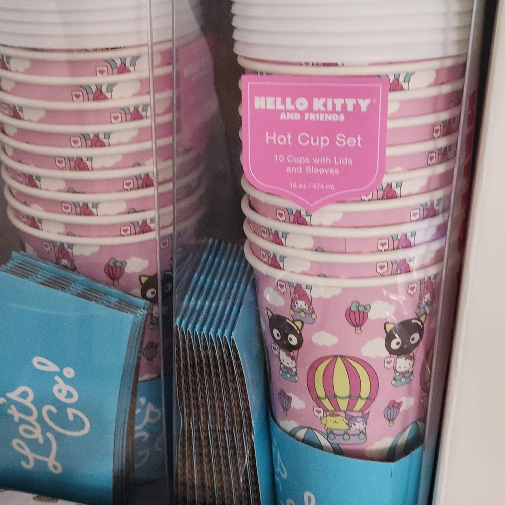 Hello Kitty Pink and Purple Party Tableware Set